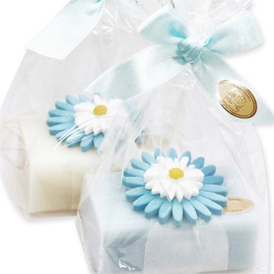 Sheepmilk soap 100g, decorated with a marguerite flower in a cellophane, Classic/'forget-me-not' 