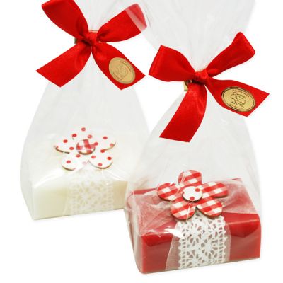 Sheep milk soap 100g, decorated with a wooden flower packed in a cellophane bag, Classic/pomegranate 
