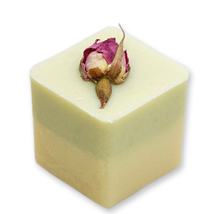 Bath butter cube with sheep milk 50g, Rosebud/Rose 