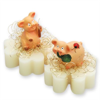 Sheep milk cloverleaf soap 25g decorated with a pig, Classic 