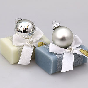Sheep milk soap 100g, decorated with a glass christmas ball, Classic/ice flower 