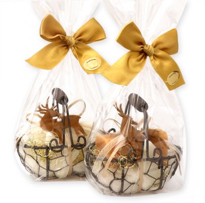 Wire basked filled with a sheep milk soap 100g, soap tree 16g, decorated with a deer in a cellophane, Classic/quince 